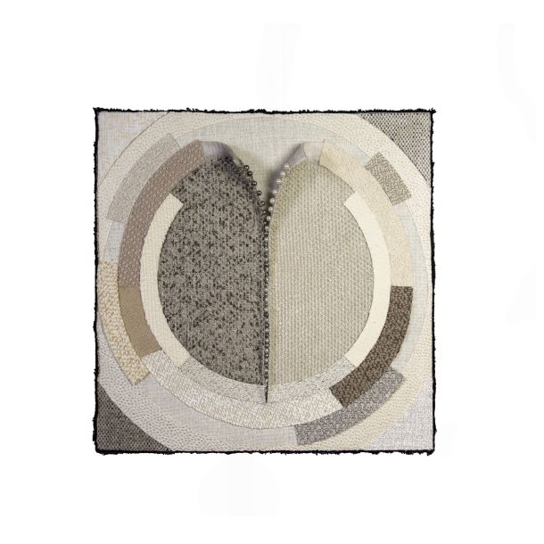 Geometric wall objects with pearls